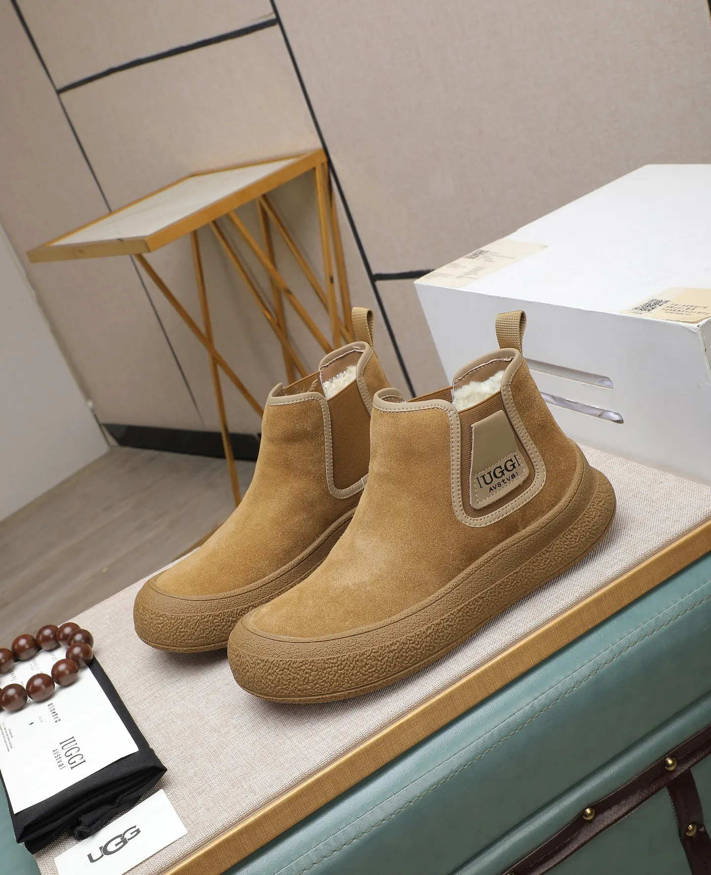 Men's shoes 💰580 IUGGI new retro presbyopia men's shoes, casual and versatile, full of high-end sense, fashionable, luxury and personalized style, joint model, retro presbyopia factor, full of handsome style, first layer suede cowhide, lining wool, rubber outsole, light and non-slip size: 39-44